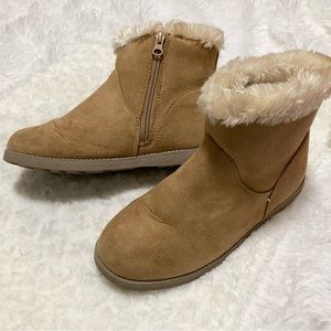 Girls Zip Faux Suede Boots Faux Fur Lined Size 5